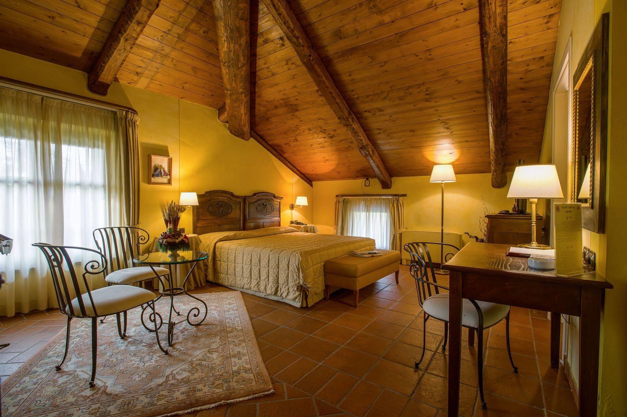 Romantic Hotel Furno San Francesco al Campo Exterior photo